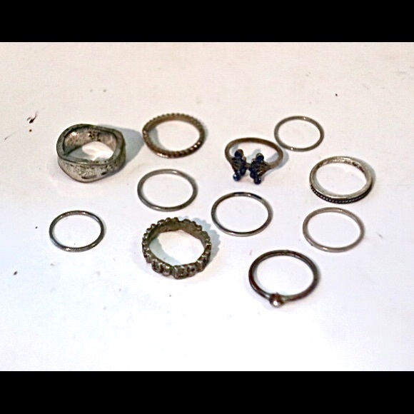 Silver Ring Set - Picture 4 of 4